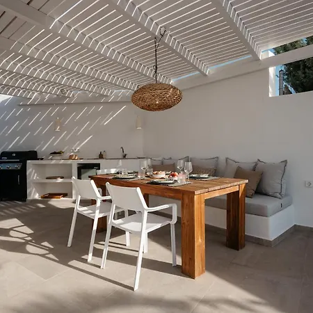 Nooma House Villa *